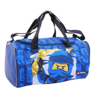 Detailansicht blaue Sporttasche mit Ninjago Jay Design