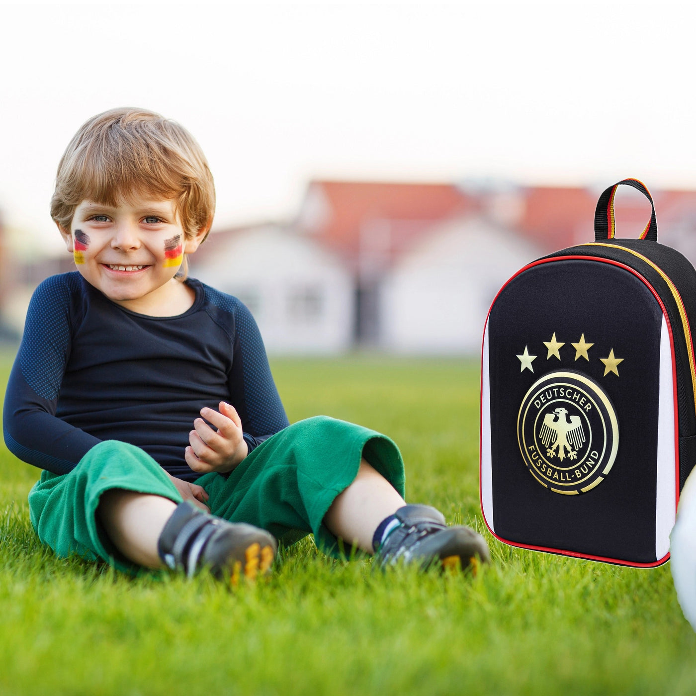 Kleiner DFB Rucksack mit 3D Motiv | 11 x 25 x 32 cm | Kindergarten Rucksack Fan Artikel zur EM 2024